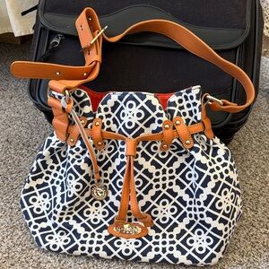Spartina 449 Daufuskie Island Navy and White Geometric Pattern Hobo Bag Purse